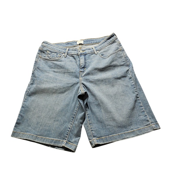 Levi Strauss & Co Pants - Levi Strauss & Co Denim Bermuda Shorts Womens Light Blue Casual Mid Rise 5421